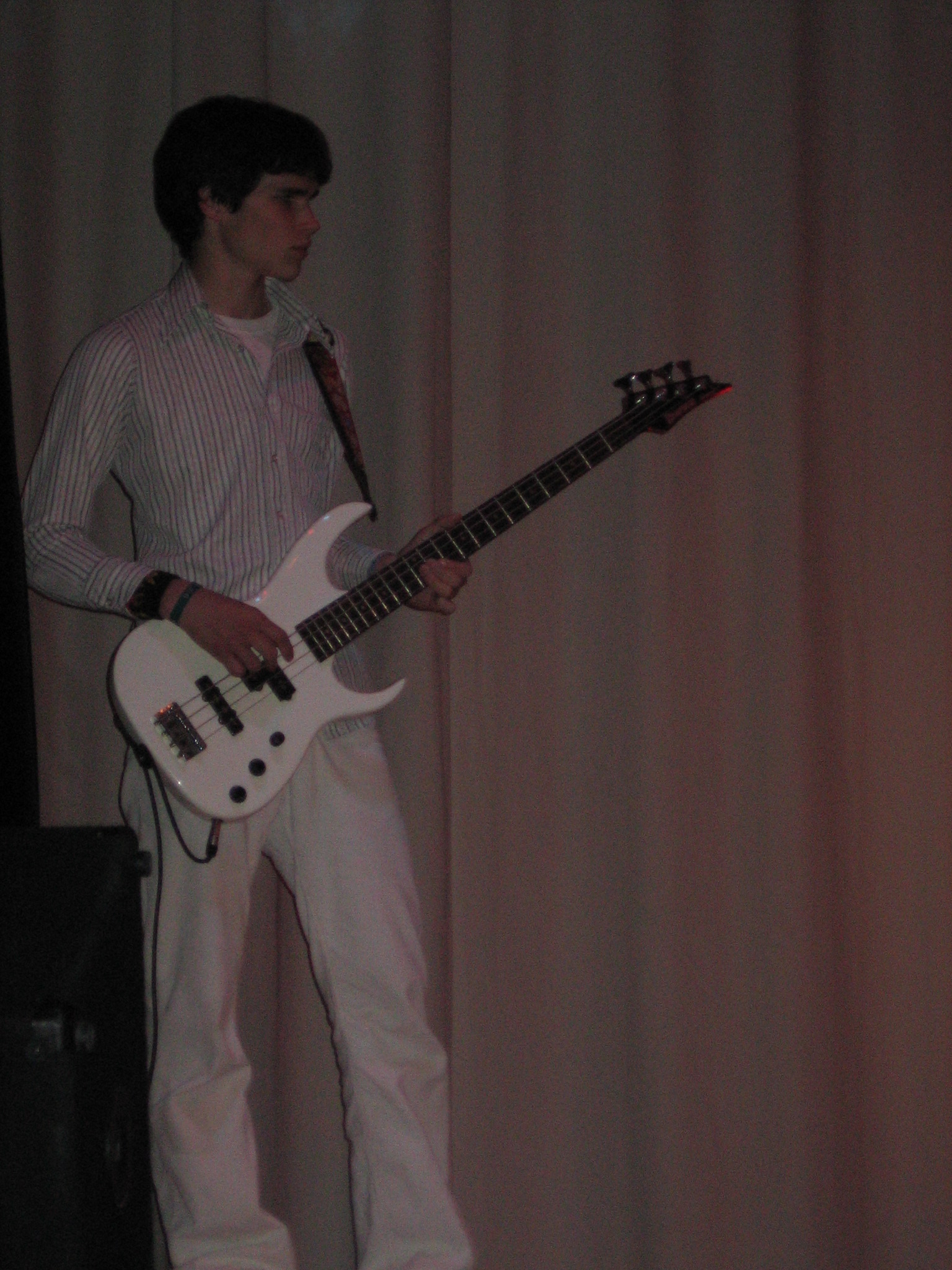 philipguitar.jpg